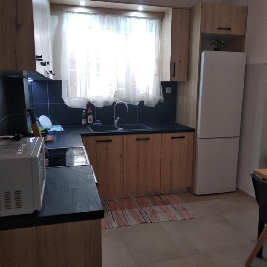 Central Town House 60M2**** Le Pirée Extérieur photo